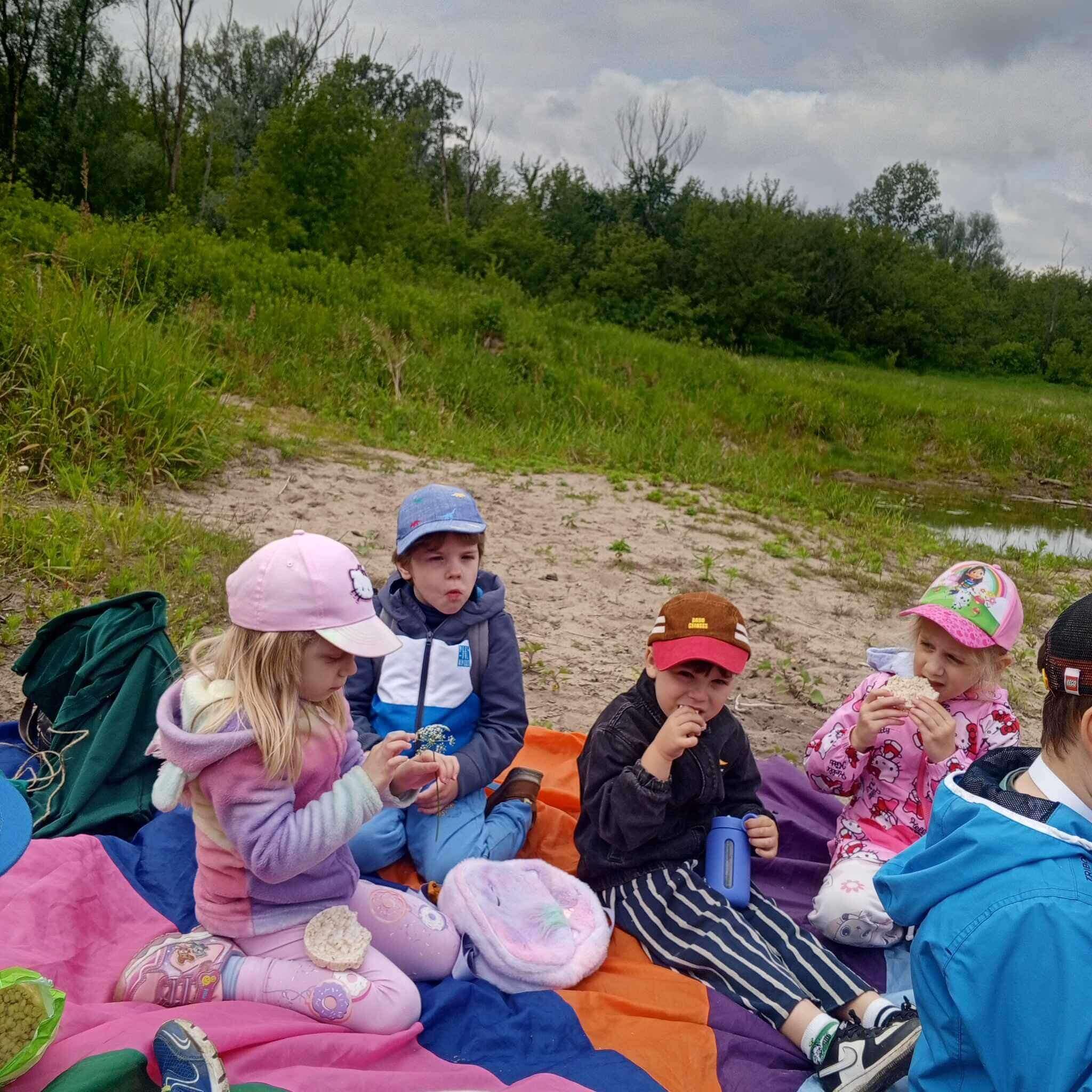 Dzień pustej klasy 2025 – liski i zajączki na wycieczce